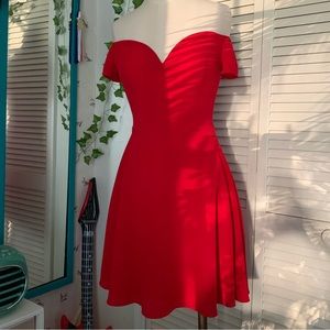 red sweetheart-neckline dress